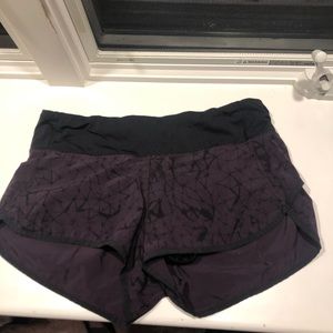 Lulu lemon shorts!